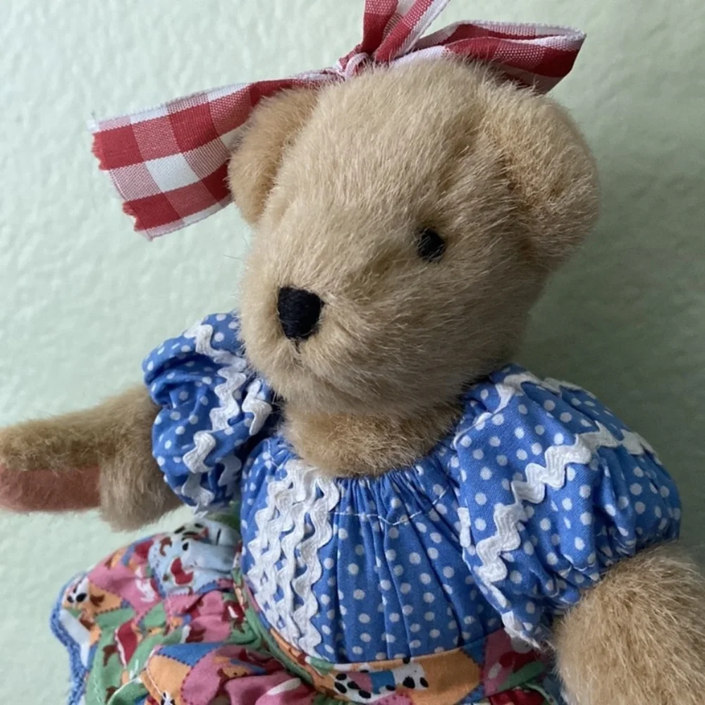 Vintage Muffy VanderBear Square Dance 